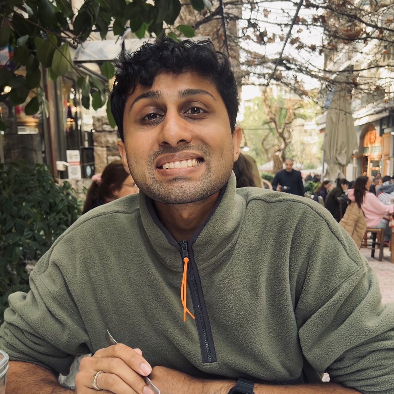 a picture of Ravi